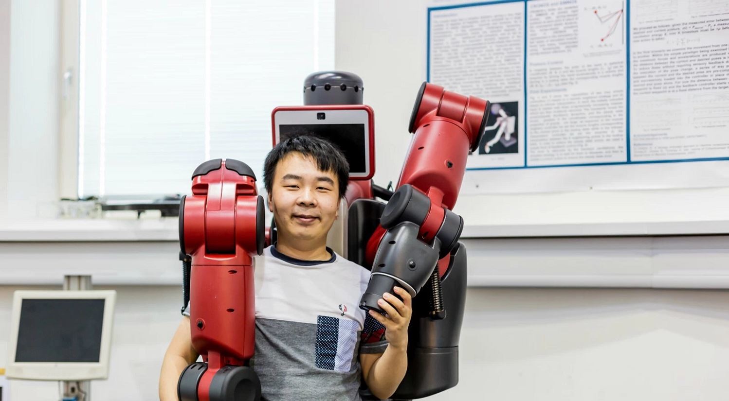 Ruijiao  Li, National Winner - Professional Achievement Award and  Regional 'Spirit of Youth' Award (2018)